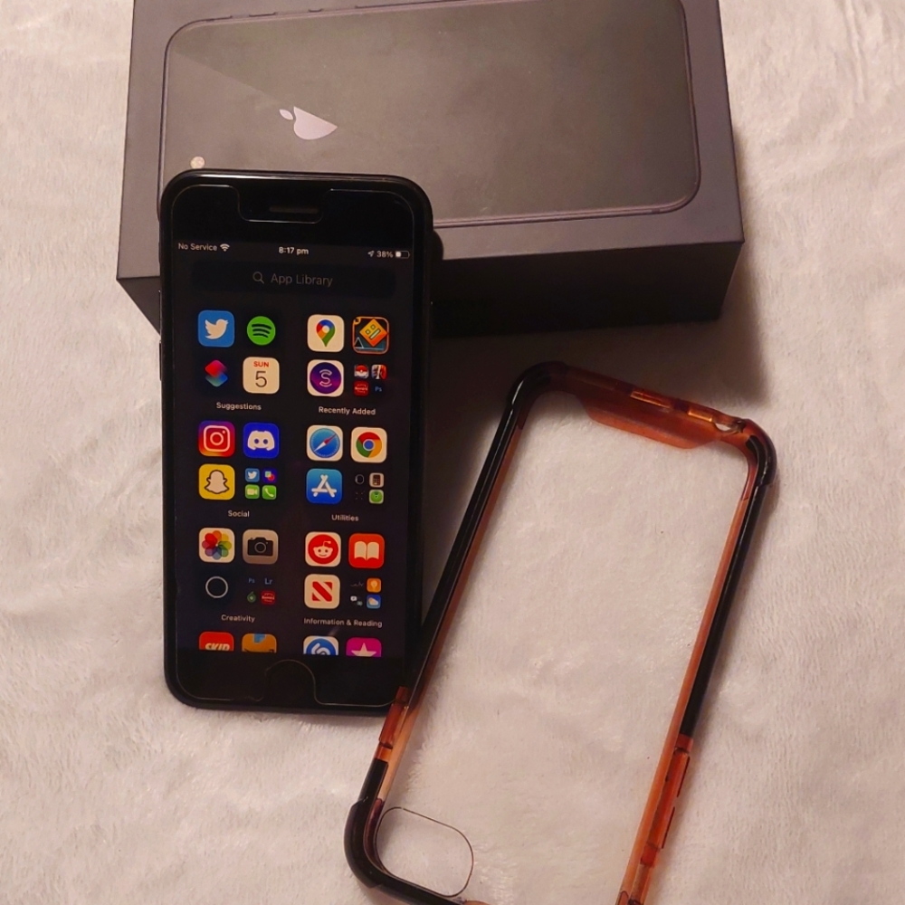 iPhone 8 64G